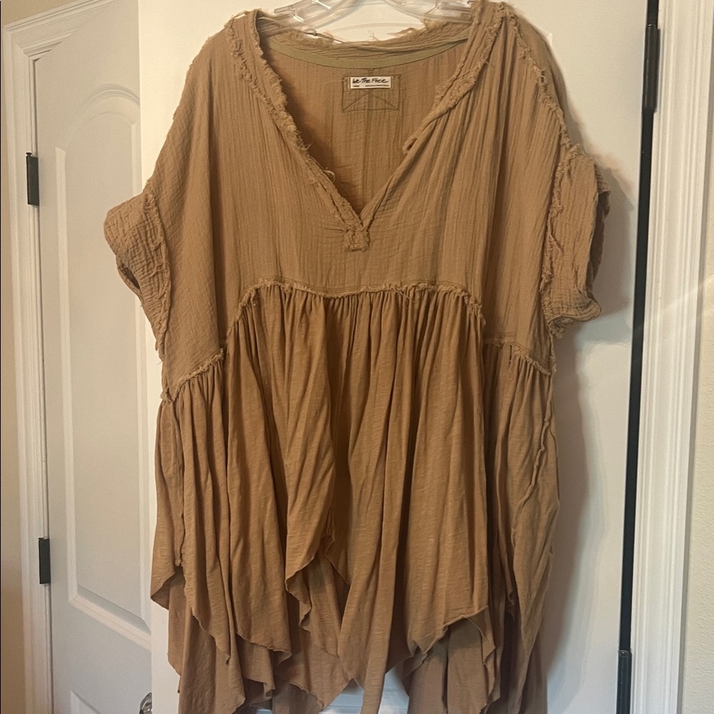We the free adorable top.